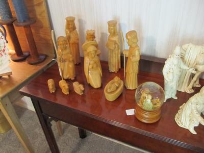 Gorgeous handmade wooden/ceramic VTG nativity sets