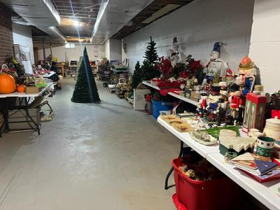 Sale Photo Thumbnail #14