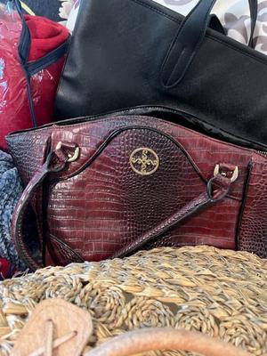 Sale Photo Thumbnail #105