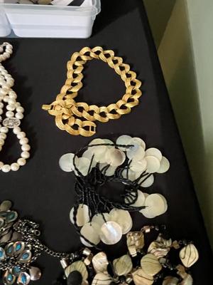 Sale Photo Thumbnail #372