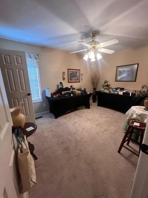 Sale Photo Thumbnail #32