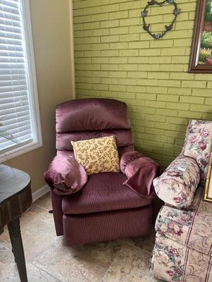 Sale Photo Thumbnail #154