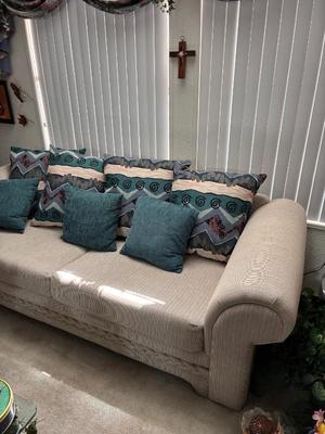 Sale Photo Thumbnail #732