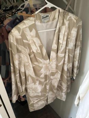 Sale Photo Thumbnail #409