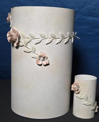 Bathroom rose trashcan and toothbrush holder