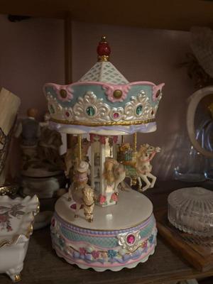 Sale Photo Thumbnail #574