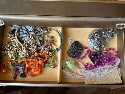 Sale Photo Thumbnail #308
