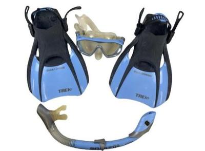 U.S. Divers Diva Women Snorkel Set, Ladies Silicone Mask, Trek Travel Fins, Dry Top Snorkel In Travel Case
