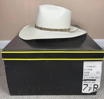 Sale Photo Thumbnail #219