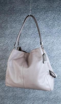 Coach madison pebble large leather shoulder bag with coa