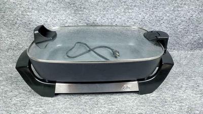 Oster 12 x 16 electric skillet