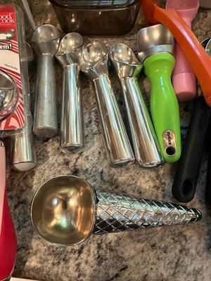 Sale Photo Thumbnail #705