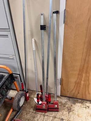 Sale Photo Thumbnail #186