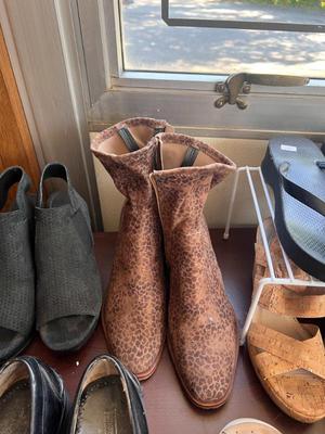 Sale Photo Thumbnail #176