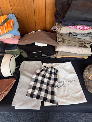 Sale Photo Thumbnail #170