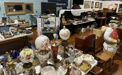 Sale Photo Thumbnail #52