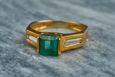 Sale Photo Thumbnail #339