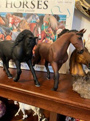 Sale Photo Thumbnail #174