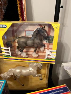 Sale Photo Thumbnail #150