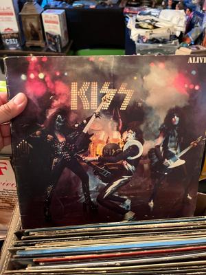 Sale Photo Thumbnail #395