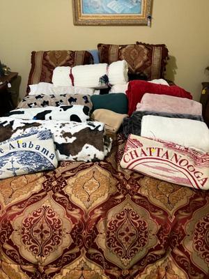 Sale Photo Thumbnail #264
