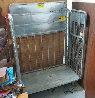 STEEL COMMERCIAL ROLLING FOLDING CART