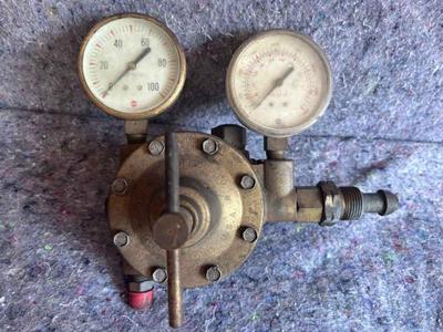 Vintage welding gas regulator