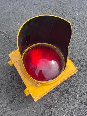 Single red railroad signal light