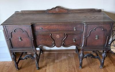 Depression-Era Walnut-tone Buffet
Lot #: 122