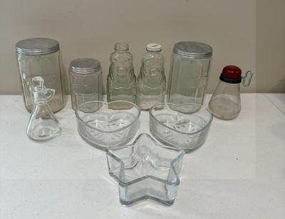 Lot Vintage Glass Items- Coffee Jar, Nut Grinder, Vinegar Cruet & More
Lot #: 210