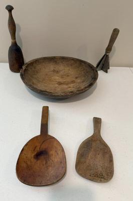 Lot Vintage Wooden Primitives Kitchen Lot
Lot #: 216