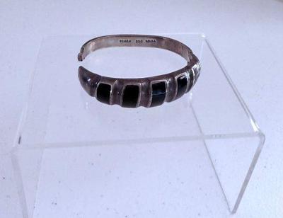 Heavy 950 Silver Mexico Bracelet With Onyx Stones, 56.67 Grams
Lot #: 21