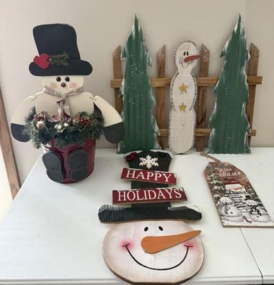 Snowman Decor Lot
Lot #: 364
