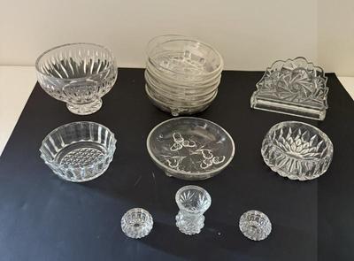 Lot (14) Pieces Crystal & Glass
Lot #: 102