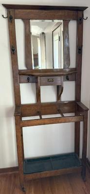 Vintage Oak Hat/Umbrella Stand Hall Tree
Lot #: 49