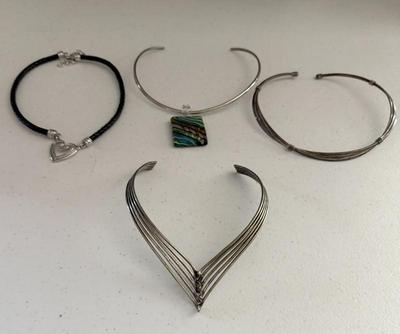 Lot (4) Costume Jewelry Necklaces
Lot #: 158