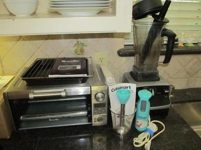 Sale Photo Thumbnail #87: Full kitchen - small appliances, glassware, gadgets, utensils, cast iron, pots and pans sets, cookbooks, and more