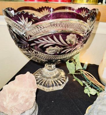 Sale Photo Thumbnail #35: Exquisite Val Saint Lambert amethyst crystal footed bowl