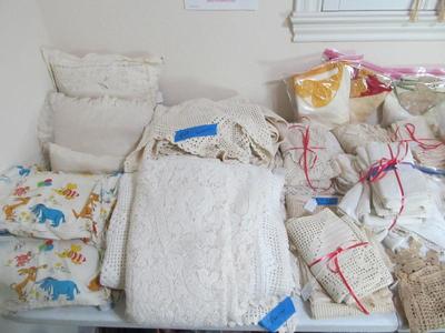 Sale Photo Thumbnail #147: Nice selection of fine linens, lace, towels, curtains, vintage items, handmade items, quilts, blankets, throws, afghans, and more!
