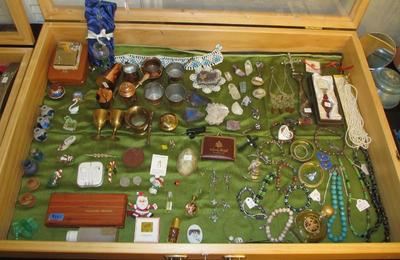 Sale Photo Thumbnail #33