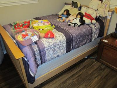 Sale Photo Thumbnail #168