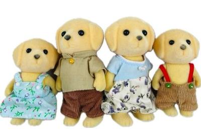 Sale Photo Thumbnail #193: Calico Critters Yellow Labrador Family