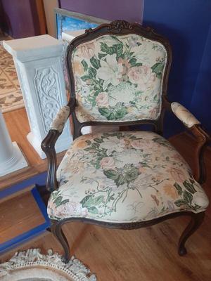 Beautiful arm chair