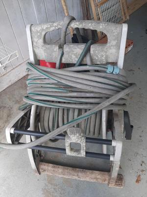 Hose reel and hose