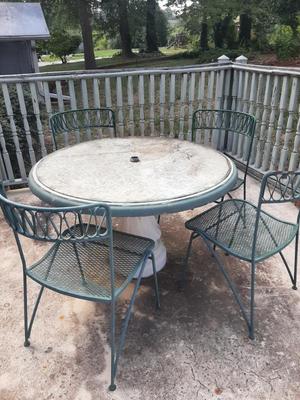 Outdoor table and chairs