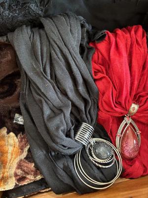 Sale Photo Thumbnail #424