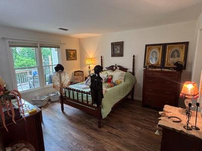 Sale Photo Thumbnail #342