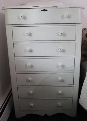 Sale Photo Thumbnail #173