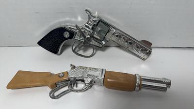 Nichols Stallion 22 & Spitfire Mini Rifle Vintage Capguns