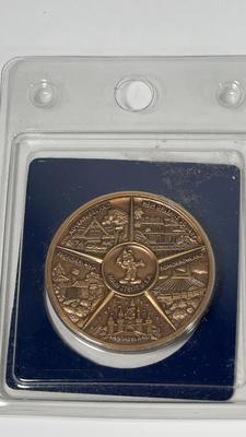 Disneyland 5 Lands Bronze Commemorative Coin